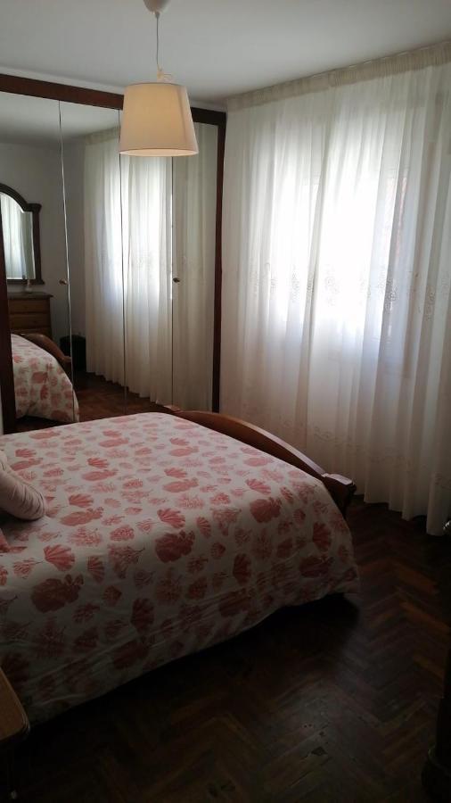 Апартаменты Apartamento La Basella Вильянуэва-де-Ароса Экстерьер фото