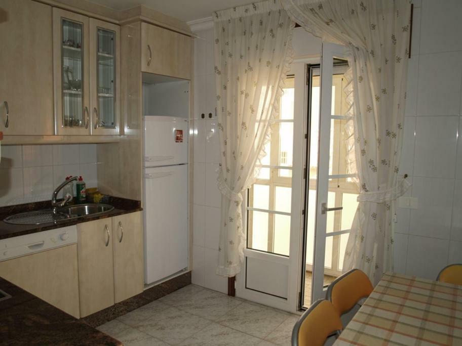 Апартаменты Apartamento La Basella Вильянуэва-де-Ароса Экстерьер фото